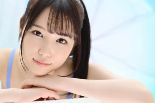 【香水纯个人资料|作品番号写真】2021年最新下海的20岁女优